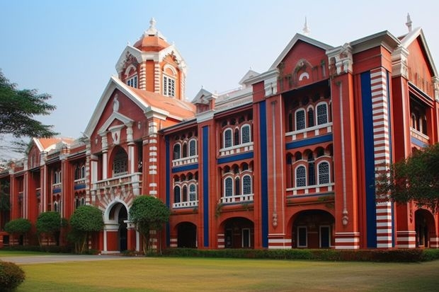 扬州中瑞酒店职业学院学费多少？